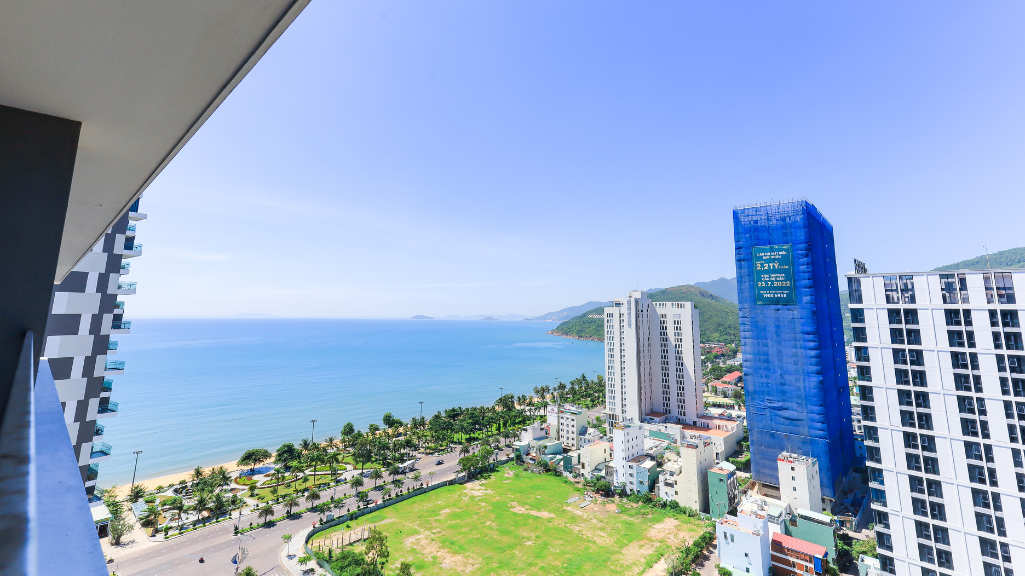 Studio Apartments with balcony (Căn hộ studio với ban công)